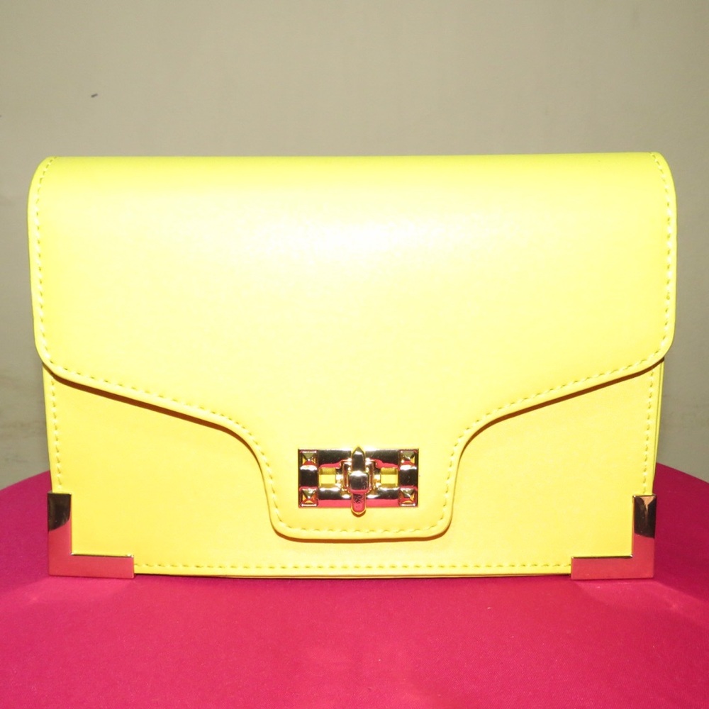 Yellow Crossbody Bag😍